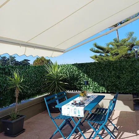 Stella Maris - Private Apartment Bari